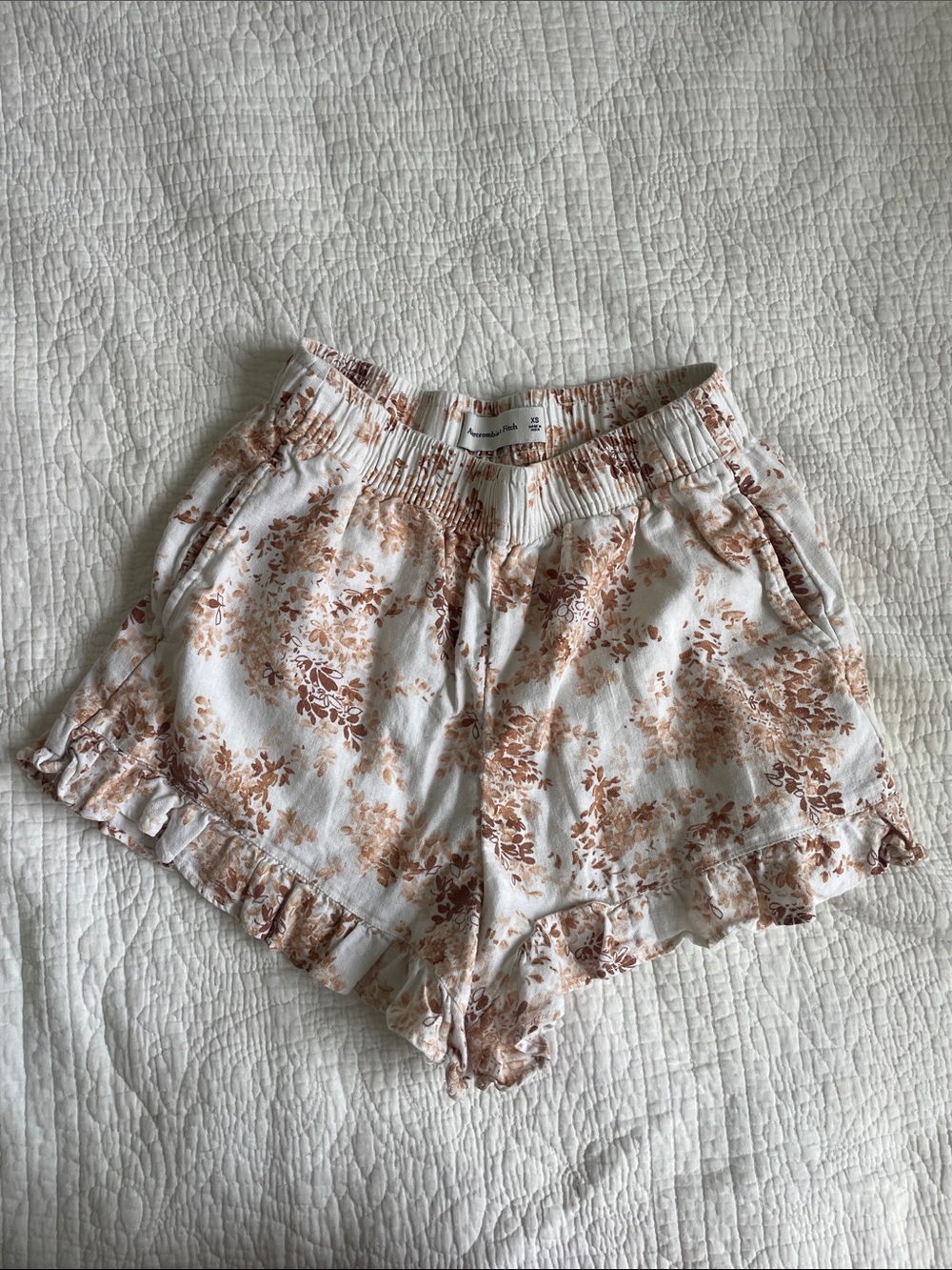 Abercrombie & Fitch White Floral High-Waist Shorts with Brown Print